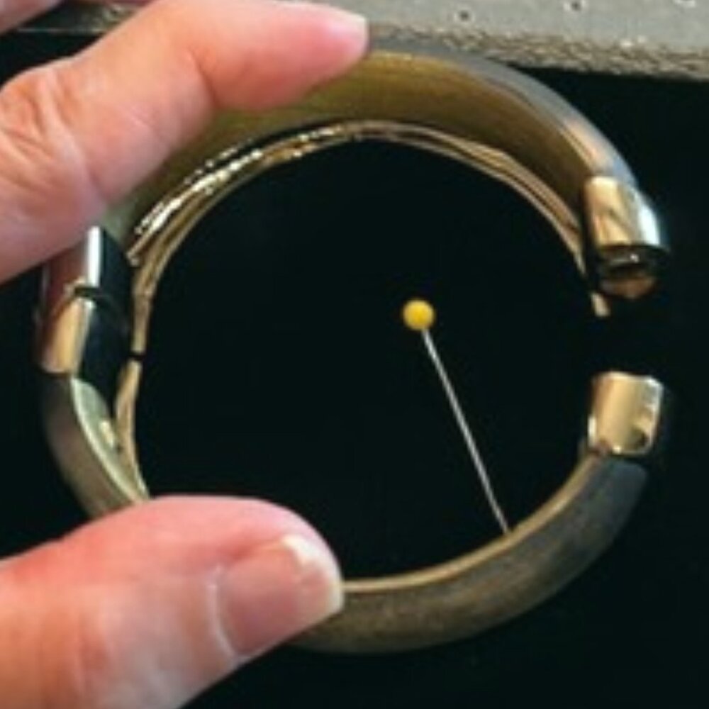 Alexis Bittar Double Stack Gold-Tone and Black Lucite Hinge Bracelet Bangle-NWOT - Picture 8 of 9